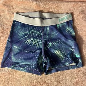 NIKE PROS- blue green pattern